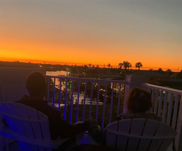 2045 Nettles Blvd, Jensen Beach, FL 34957