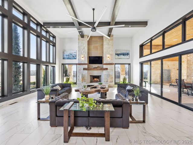 10286 S 305th East Avenue, Coweta, OK 74429