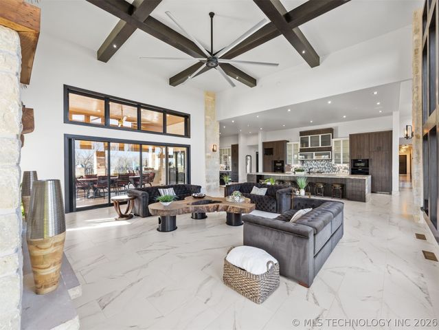 10286 S 305th East Avenue, Coweta, OK 74429