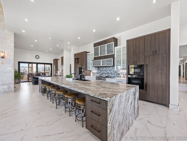 10286 S 305th East Avenue, Coweta, OK 74429