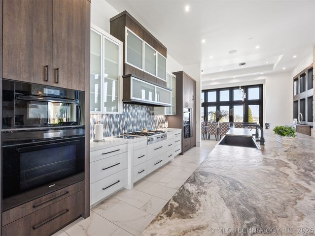 10286 S 305th East Avenue, Coweta, OK 74429