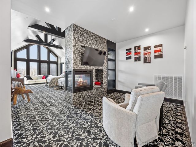 10286 S 305th East Avenue, Coweta, OK 74429