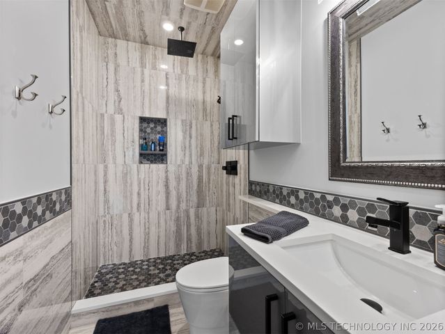 10286 S 305th East Avenue, Coweta, OK 74429