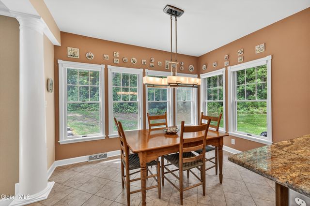 2757 Doelner Circle, Schodack, NY 12033