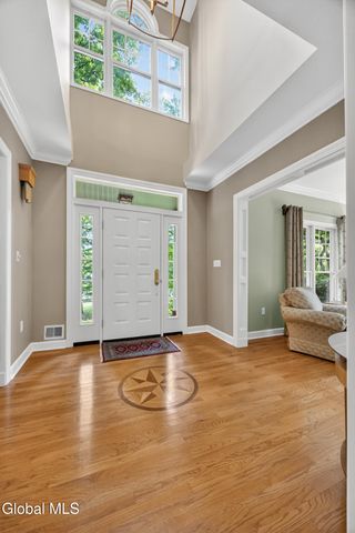 2757 Doelner Circle, Schodack, NY 12033