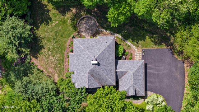 2757 Doelner Circle, Schodack, NY 12033