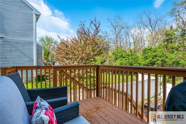 7 Stanford Drive, South Brunswick, NJ 08824