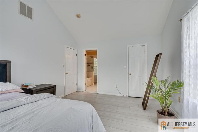 7 Stanford Drive, South Brunswick, NJ 08824