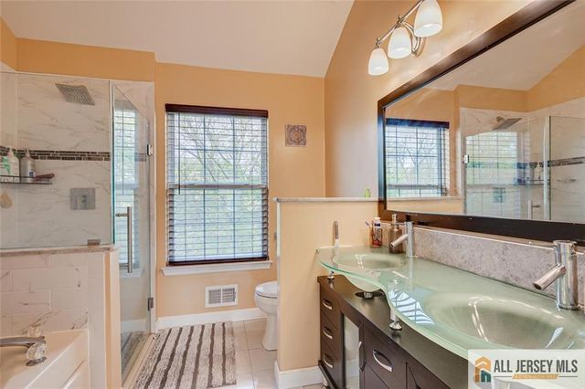 7 Stanford Drive, South Brunswick, NJ 08824