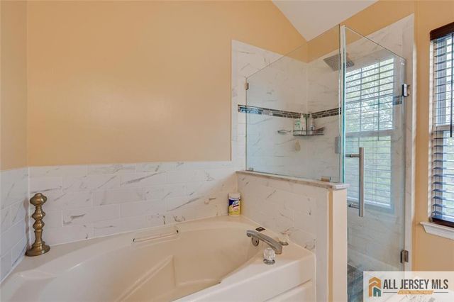 7 Stanford Drive, South Brunswick, NJ 08824