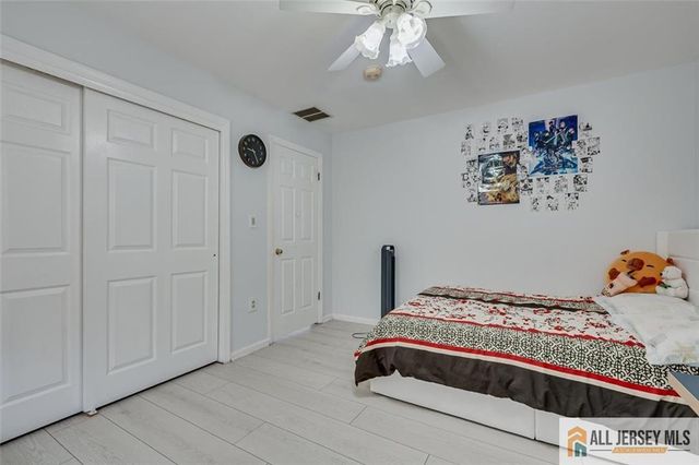 7 Stanford Drive, South Brunswick, NJ 08824