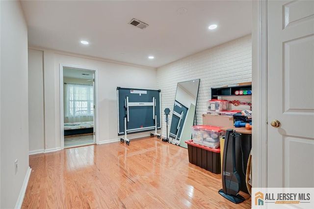 7 Stanford Drive, South Brunswick, NJ 08824