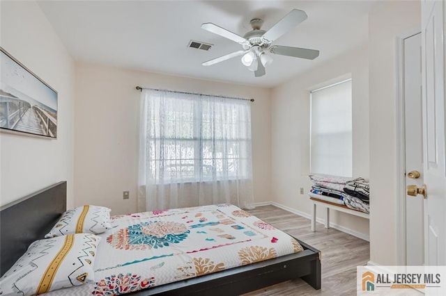 7 Stanford Drive, South Brunswick, NJ 08824