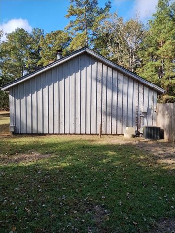 1976 Savage Forks Rd, Leesville, LA 71446
