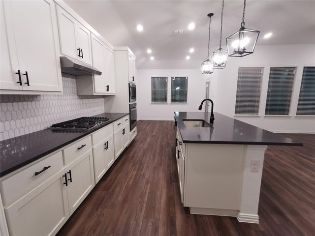 2403 Lovegrass Lane, Melissa, TX 75454