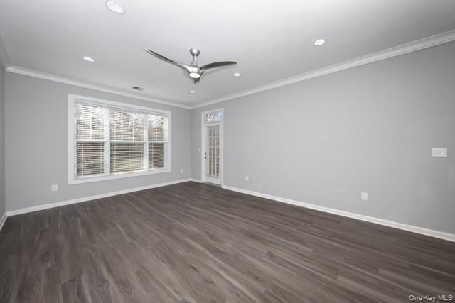 1 Charles Pond Drive 2-227, Coram, NY 11727
