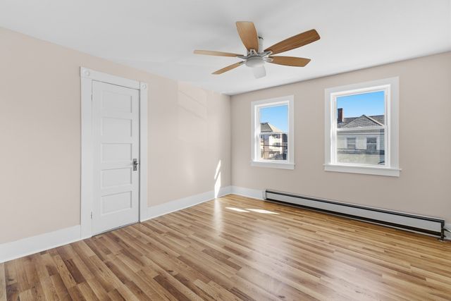 82 Princeton St, New Bedford, MA 02745