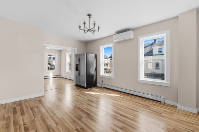 82 Princeton St, New Bedford, MA 02745