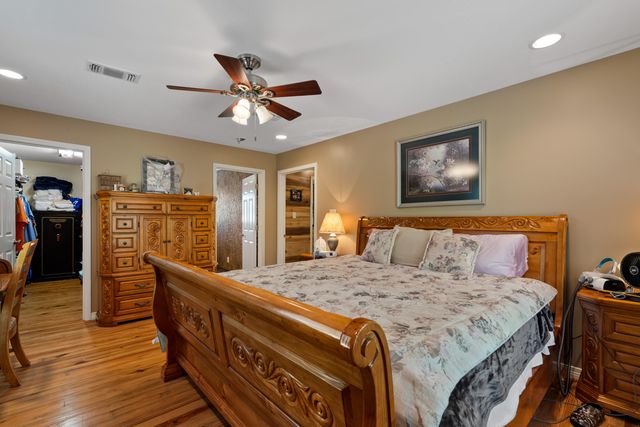 18 E Lakeview Dr., Columbia, MS 39429