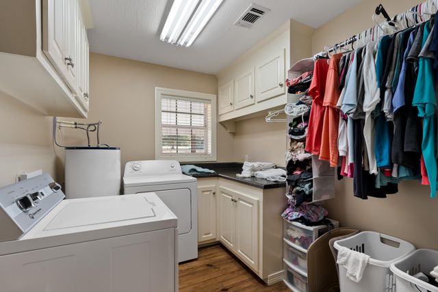 18 E Lakeview Dr., Columbia, MS 39429