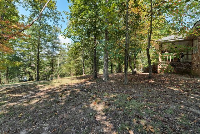 18 E Lakeview Dr., Columbia, MS 39429