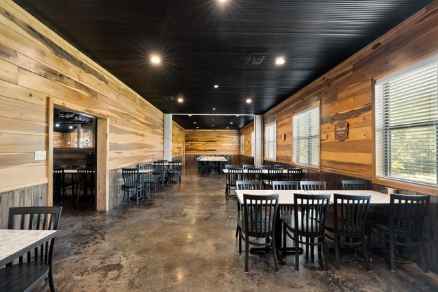 18 E Lakeview Dr., Columbia, MS 39429