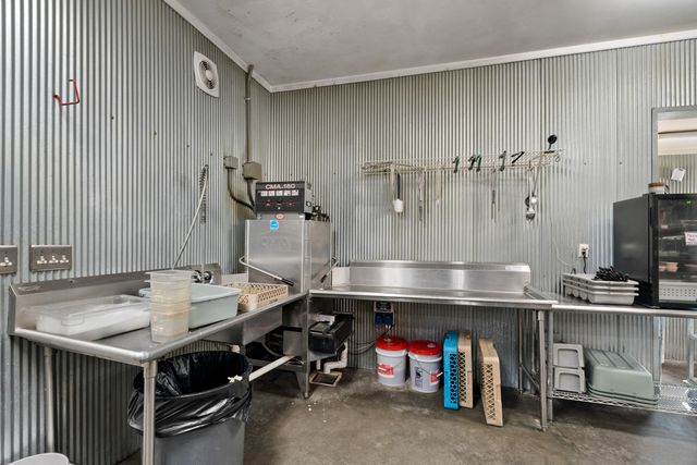 18 E Lakeview Dr., Columbia, MS 39429