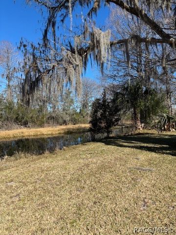 7379 E Applewood Drive, Inverness, FL 34450