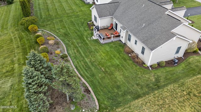 8 Addison Way, Clifton Park, NY 12148