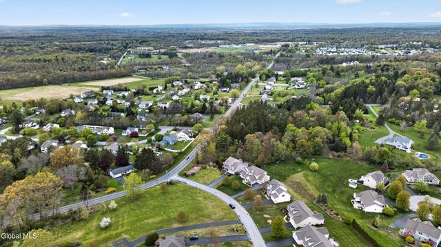 8 Addison Way, Clifton Park, NY 12148