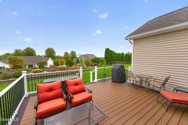 8 Addison Way, Clifton Park, NY 12148