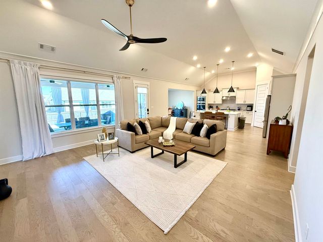 12516 GOLDEN BELL DR, Arlington, TN 38002