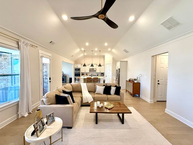 12516 GOLDEN BELL DR, Arlington, TN 38002