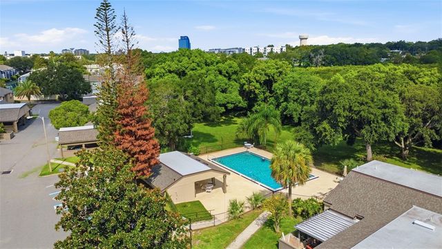 438 WINDMEADOWS STREET 438, Altamonte Springs, FL 32701