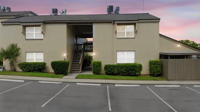 438 WINDMEADOWS STREET 438, Altamonte Springs, FL 32701