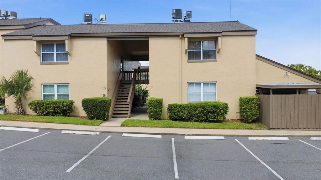 438 WINDMEADOWS STREET 438, Altamonte Springs, FL 32701