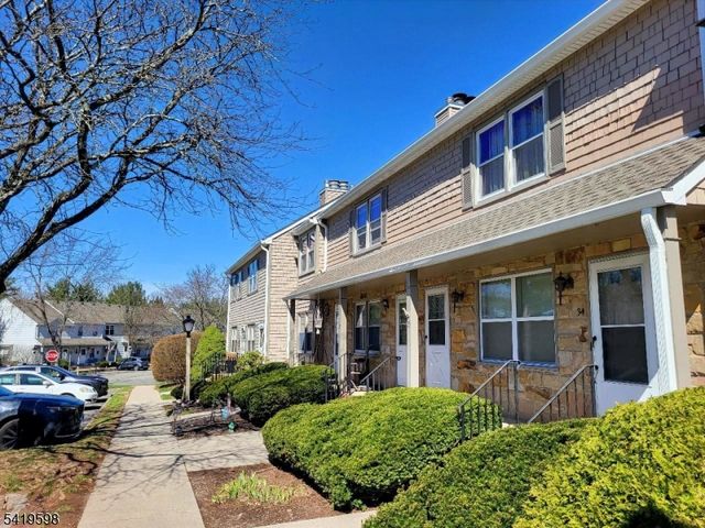 33 Hancock Ct, Raritan Twp., NJ 08822