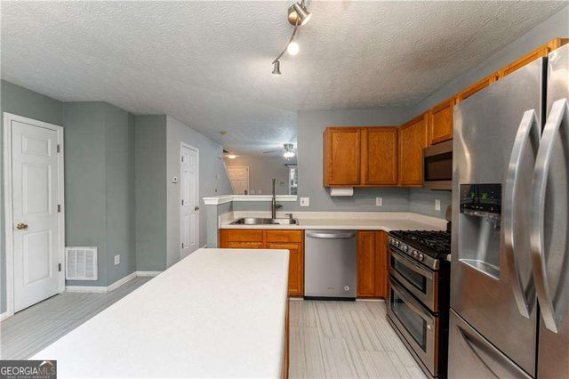 636 Spanish Oak Drive, Acworth, GA 30102