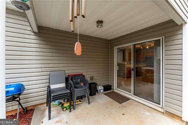 636 Spanish Oak Drive, Acworth, GA 30102