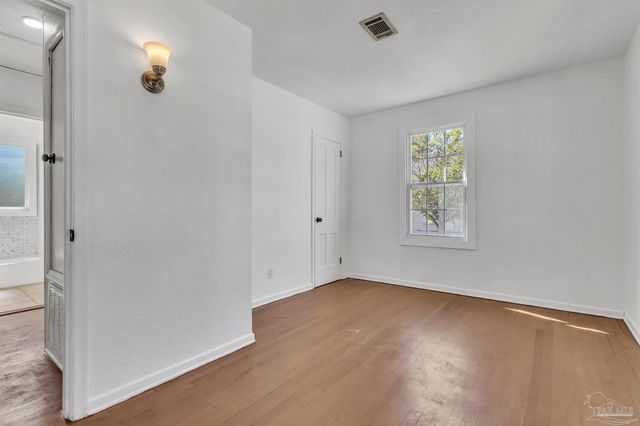 811 W Jordan St, Pensacola, FL 32501