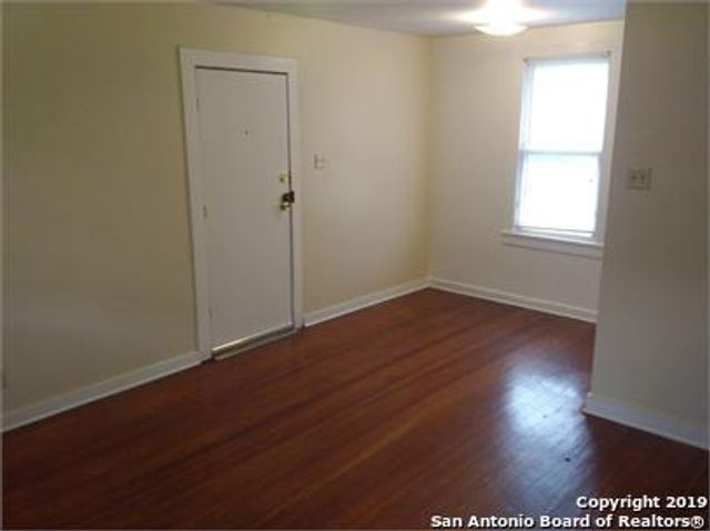 221 W Magnolia Ave Unit 4, San Antonio, TX 78212