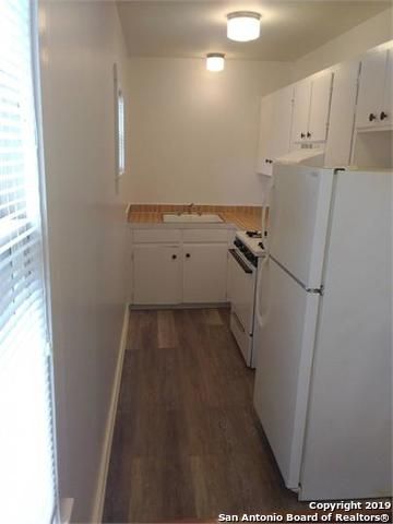 221 W Magnolia Ave Unit 4, San Antonio, TX 78212