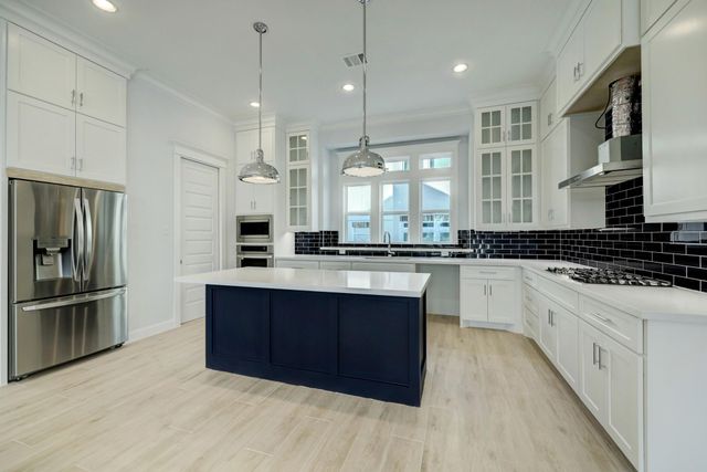 1007 E 28th Street, Houston, TX 77009