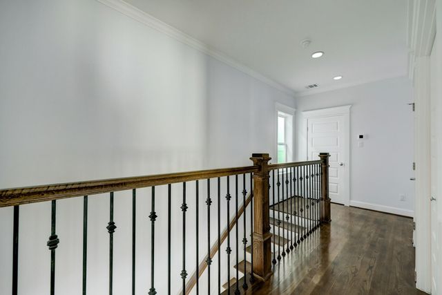 1007 E 28th Street, Houston, TX 77009