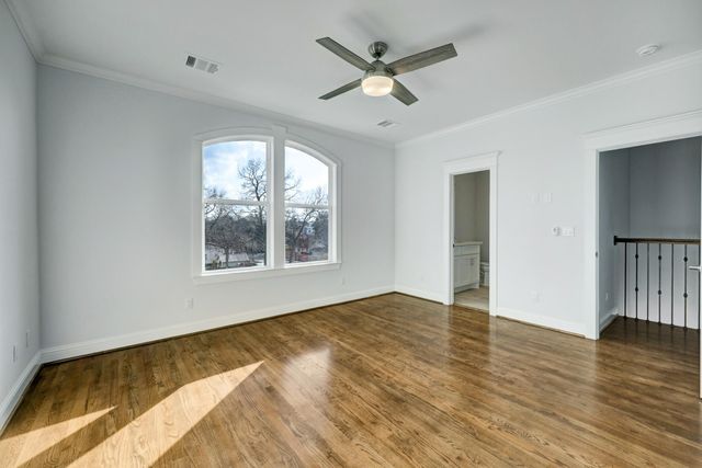 1007 E 28th Street, Houston, TX 77009