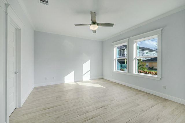 1007 E 28th Street, Houston, TX 77009