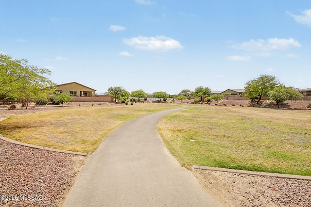 10847 W Sarabella Drive, Marana, AZ 85653