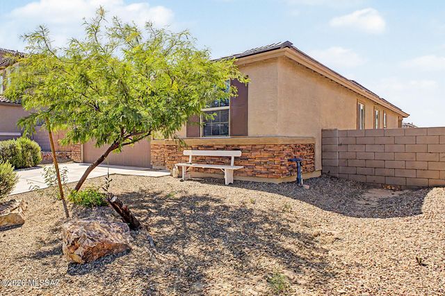 10847 W Sarabella Drive, Marana, AZ 85653