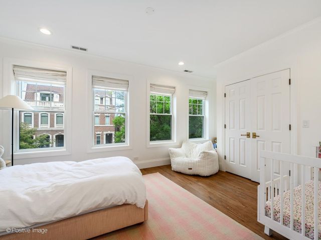 2227 W Medill Avenue, Chicago, IL 60647