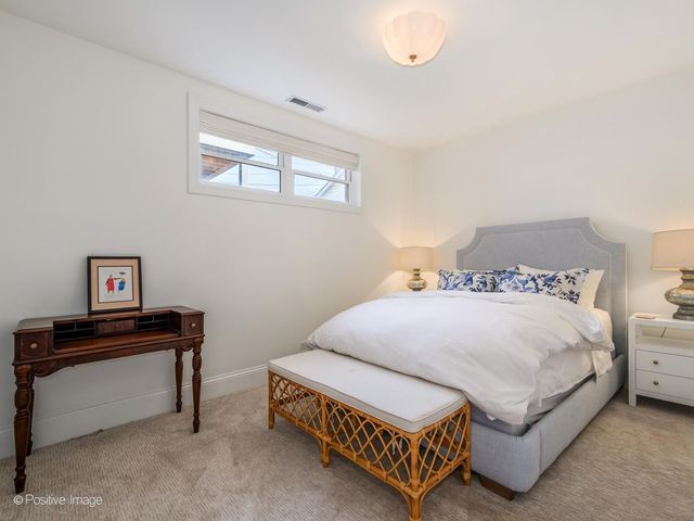 2227 W Medill Avenue, Chicago, IL 60647